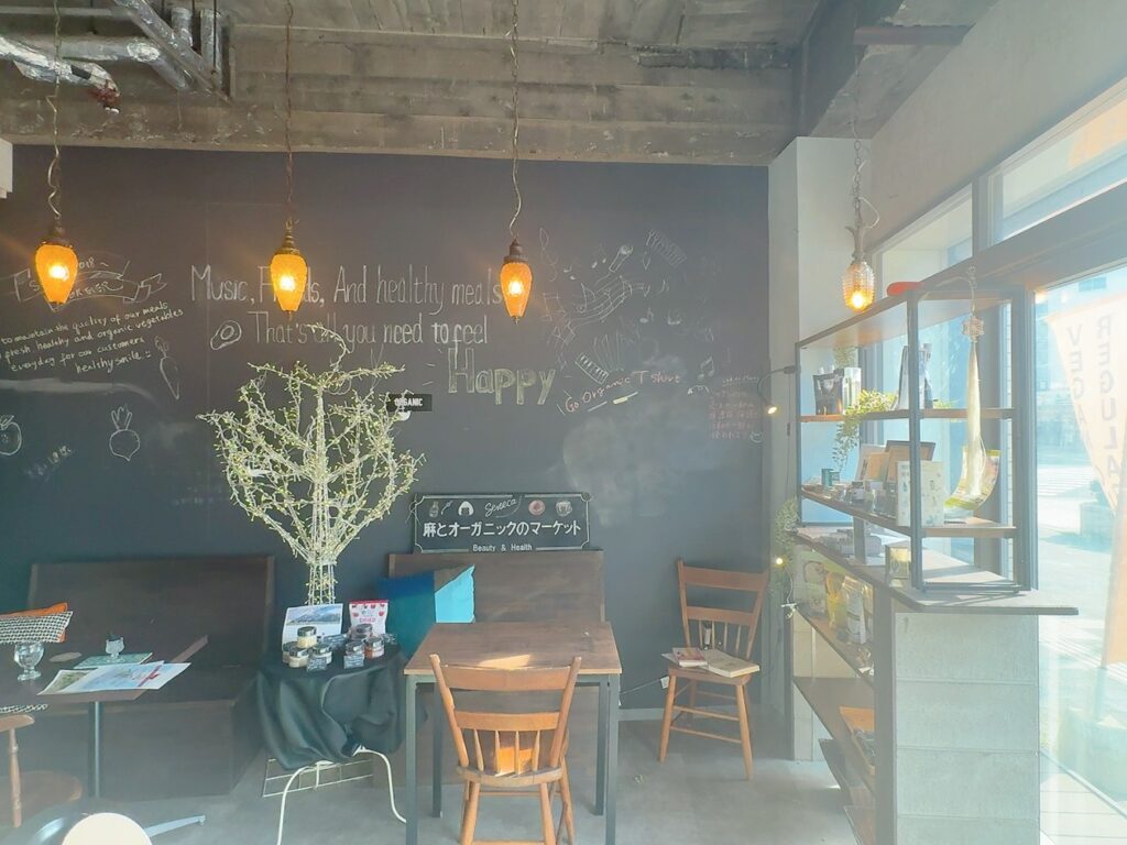 和歌山のCBDショップ『Seneca』の内観